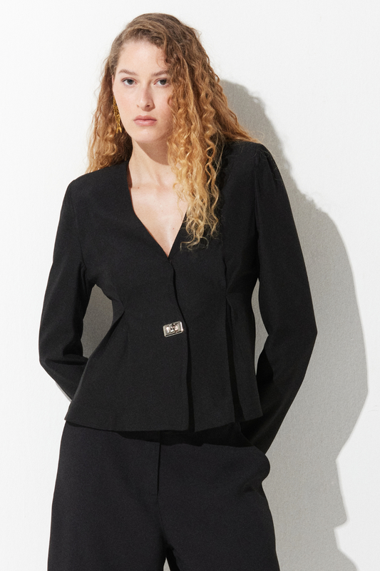 Blazer Iara Crepe Preto