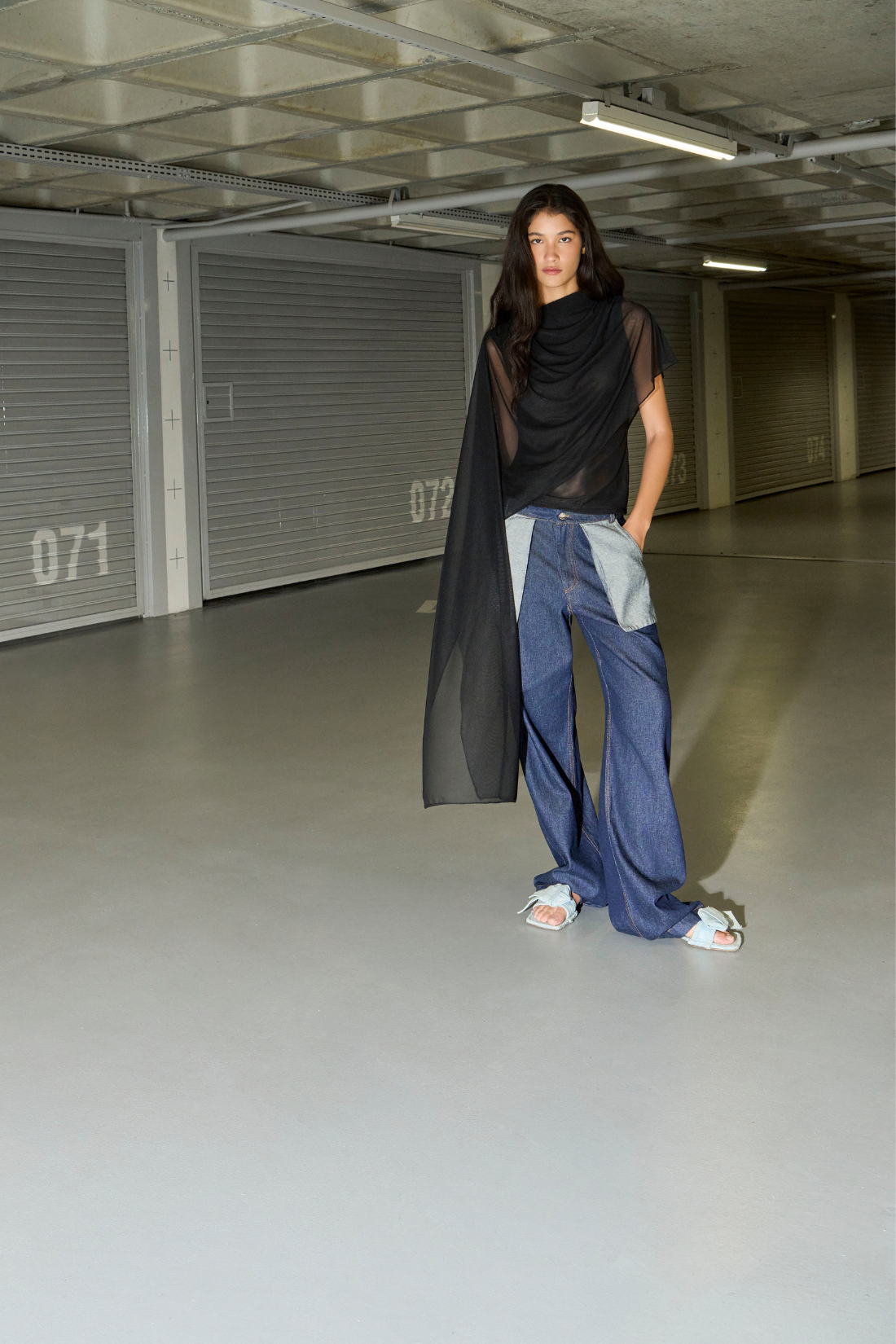 BLUSA CAPA TULE PRETO