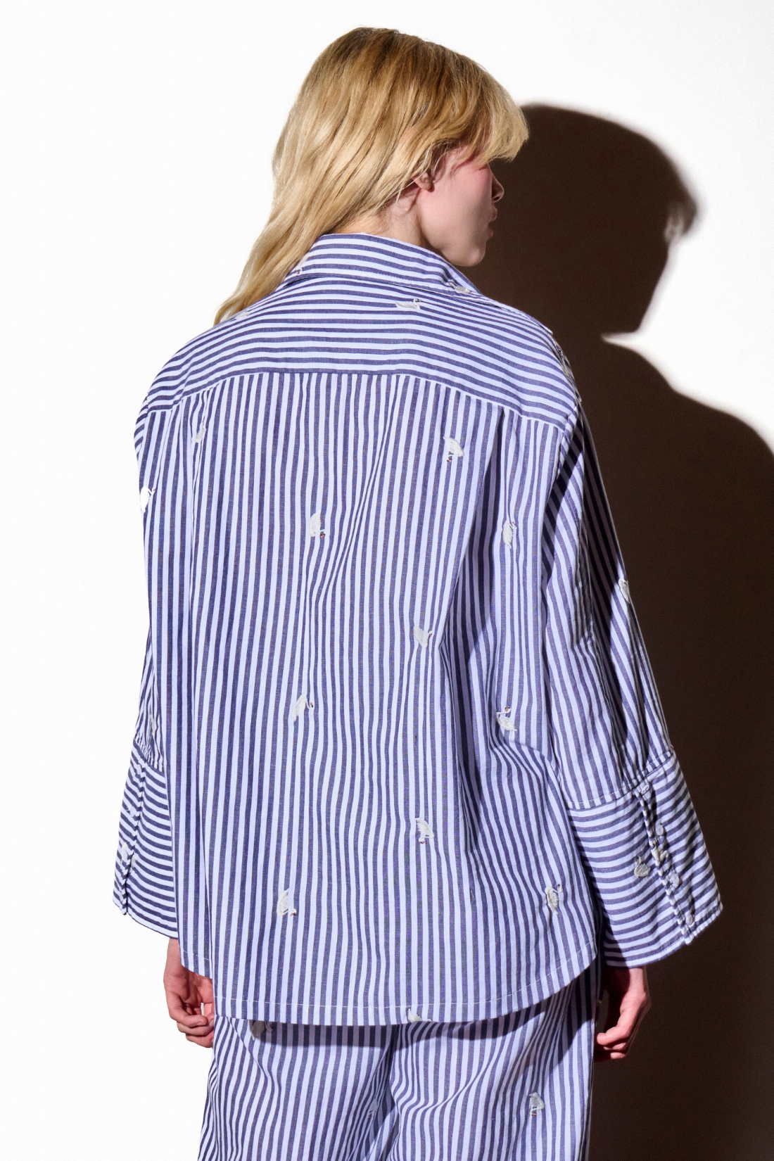 Camisa Luna Bordado Cisne
